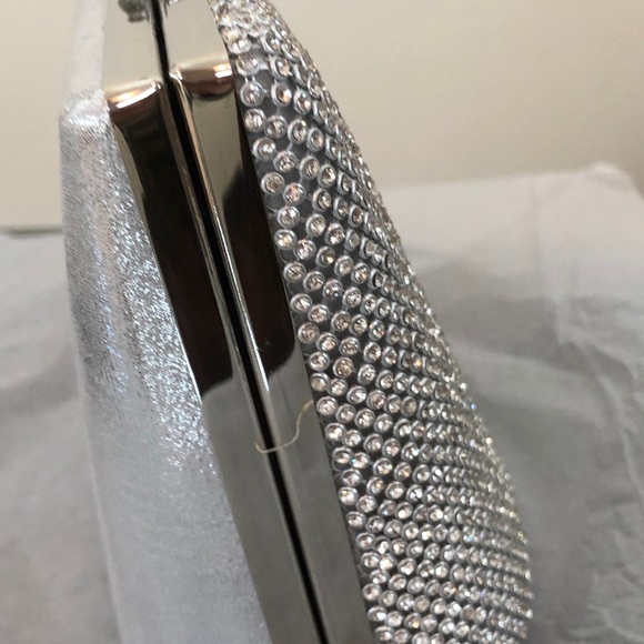 NEW - Crystal Silver Clutch Bag - Picture 7 of 7